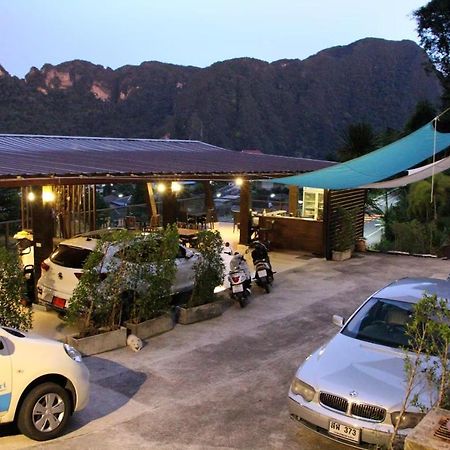 Blue Mountain Phangnga Resort Phang Nga Exterior foto