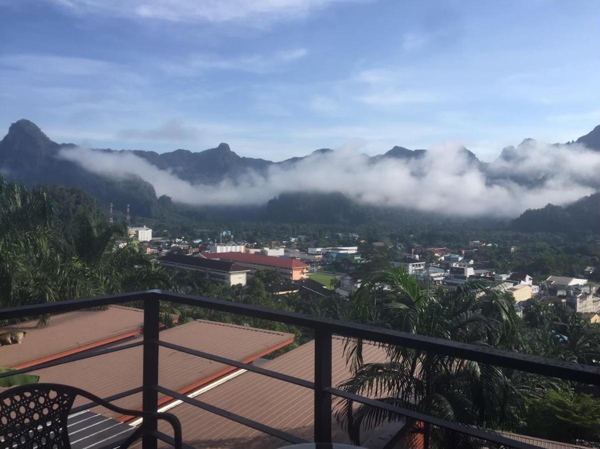 Blue Mountain Phangnga Resort Phang Nga Exterior foto